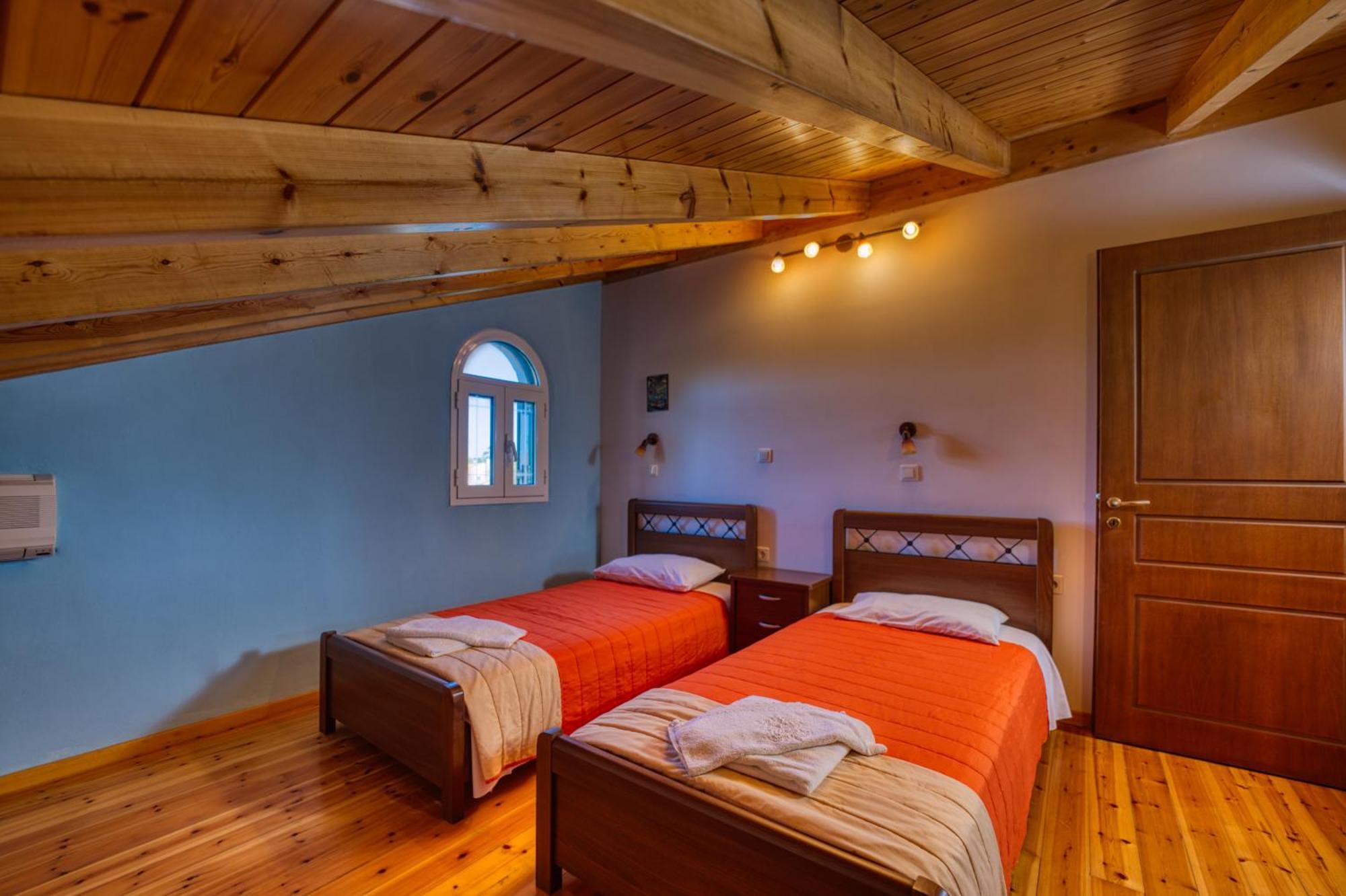 Stefanias Appartments Agios Matthaios  Екстер'єр фото